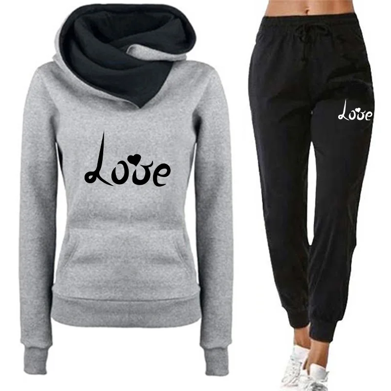 Tuta da donna con cappuccio e  - Winter Clothing Essentials recensione e prezzo