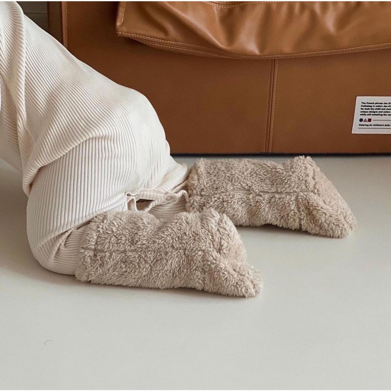 Caldi calzini invernali per ba - Winter Clothing For Babies recensione e prezzo